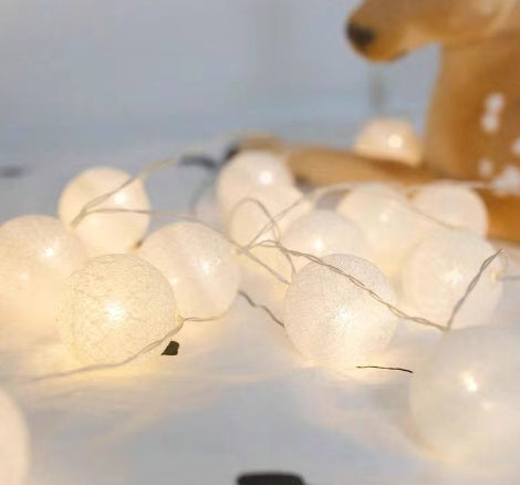 Cotton thread star-shaped lanterns with LED lights
